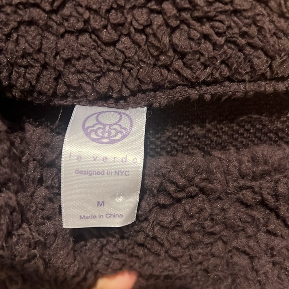 Plum Jacket - Picture 5 of 5